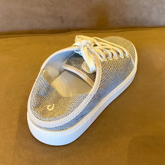 Olukai - Pehuea Li Tapa/White Sand - Multiple Sizes (NEW W/ BOX) - Picture 3 of 3